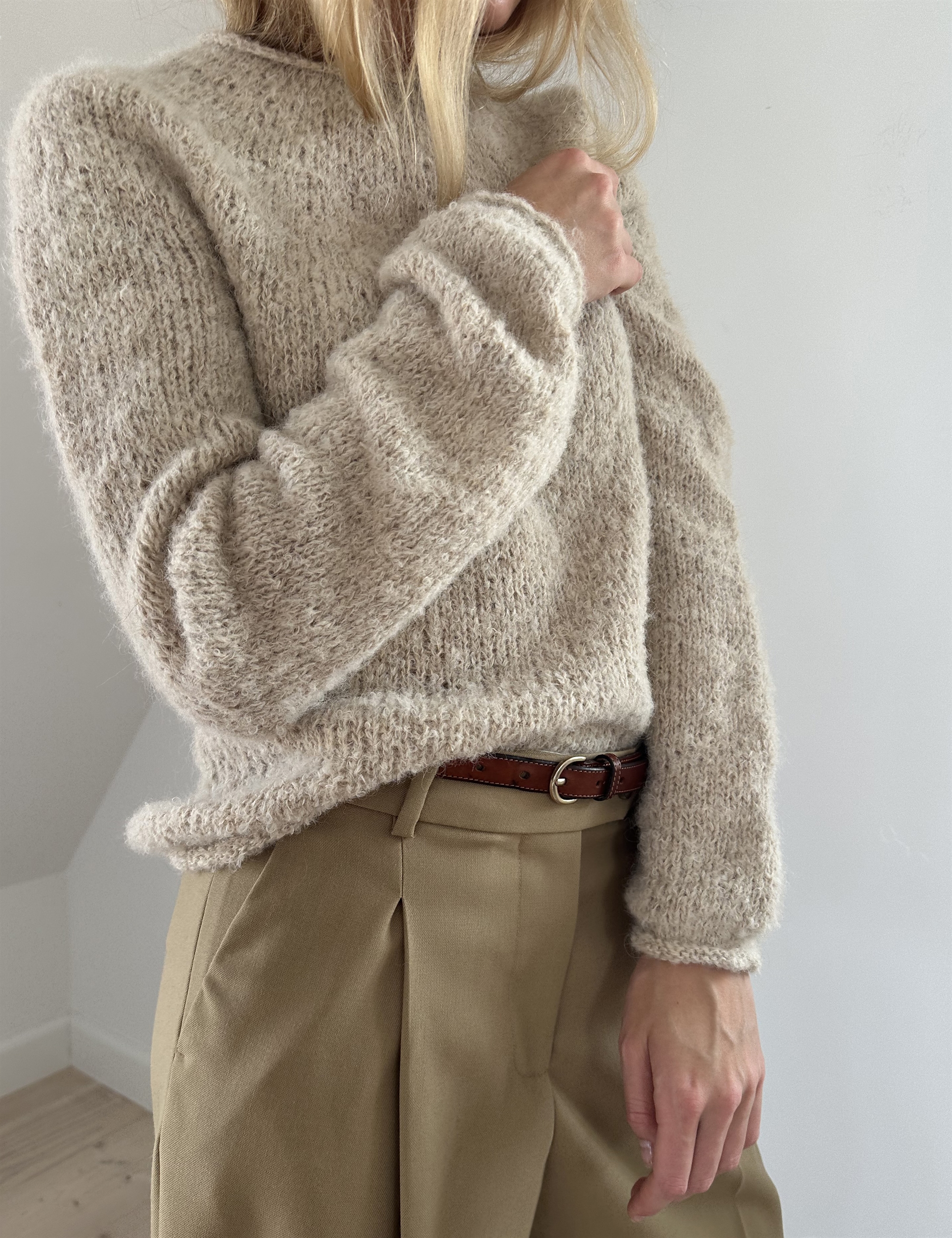 Plain Yoke sweater knitting pattern (english) - le knit