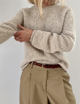 Plain Yoke Sweater (deutsch)