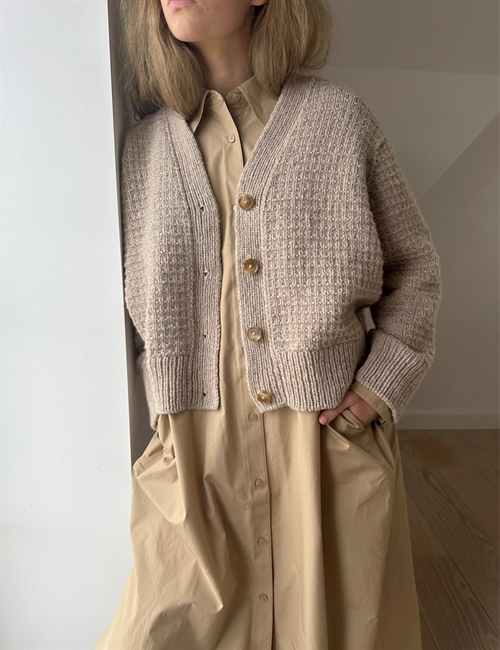 Caia Cardigan (english)