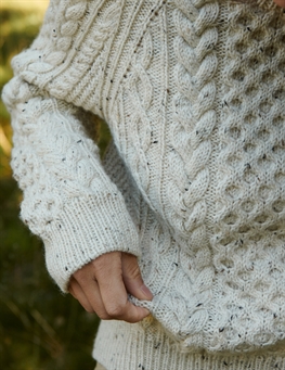 Cara sweater (english)