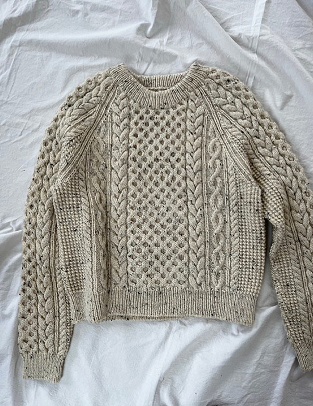 Cara sweater pattern (English) Leknit