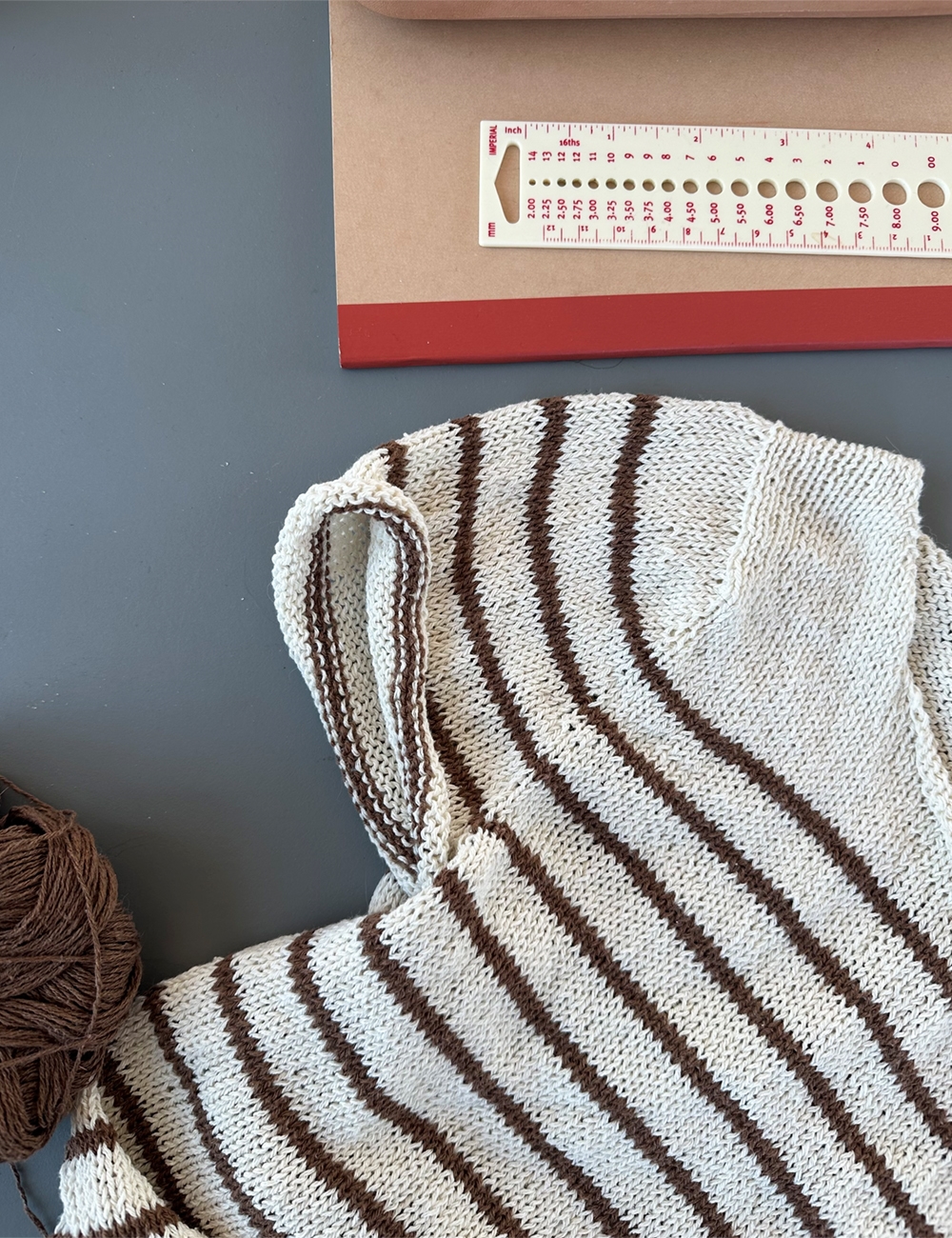 Manon Tee knitting pattern (english) - leknit