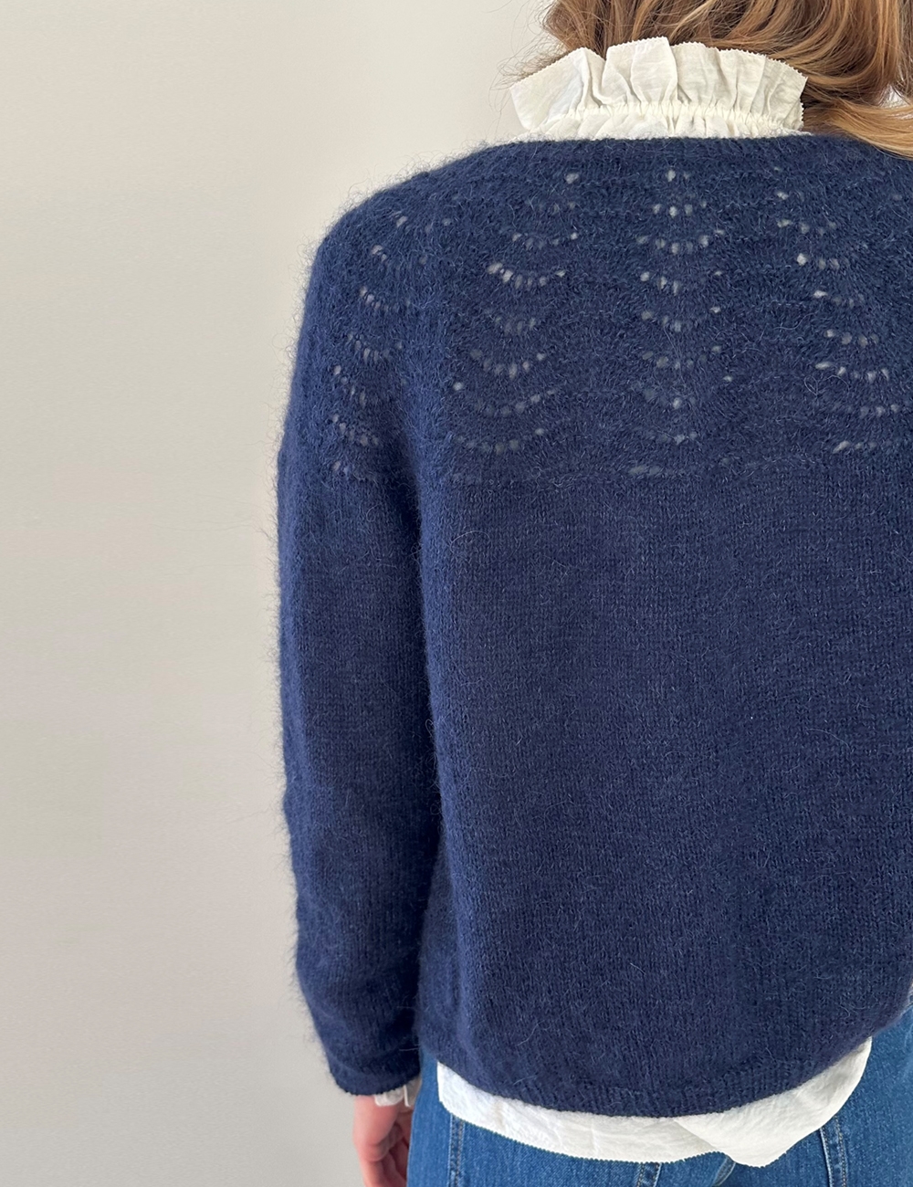 Peacock Cardigan fine knitting pattern (english) leknit