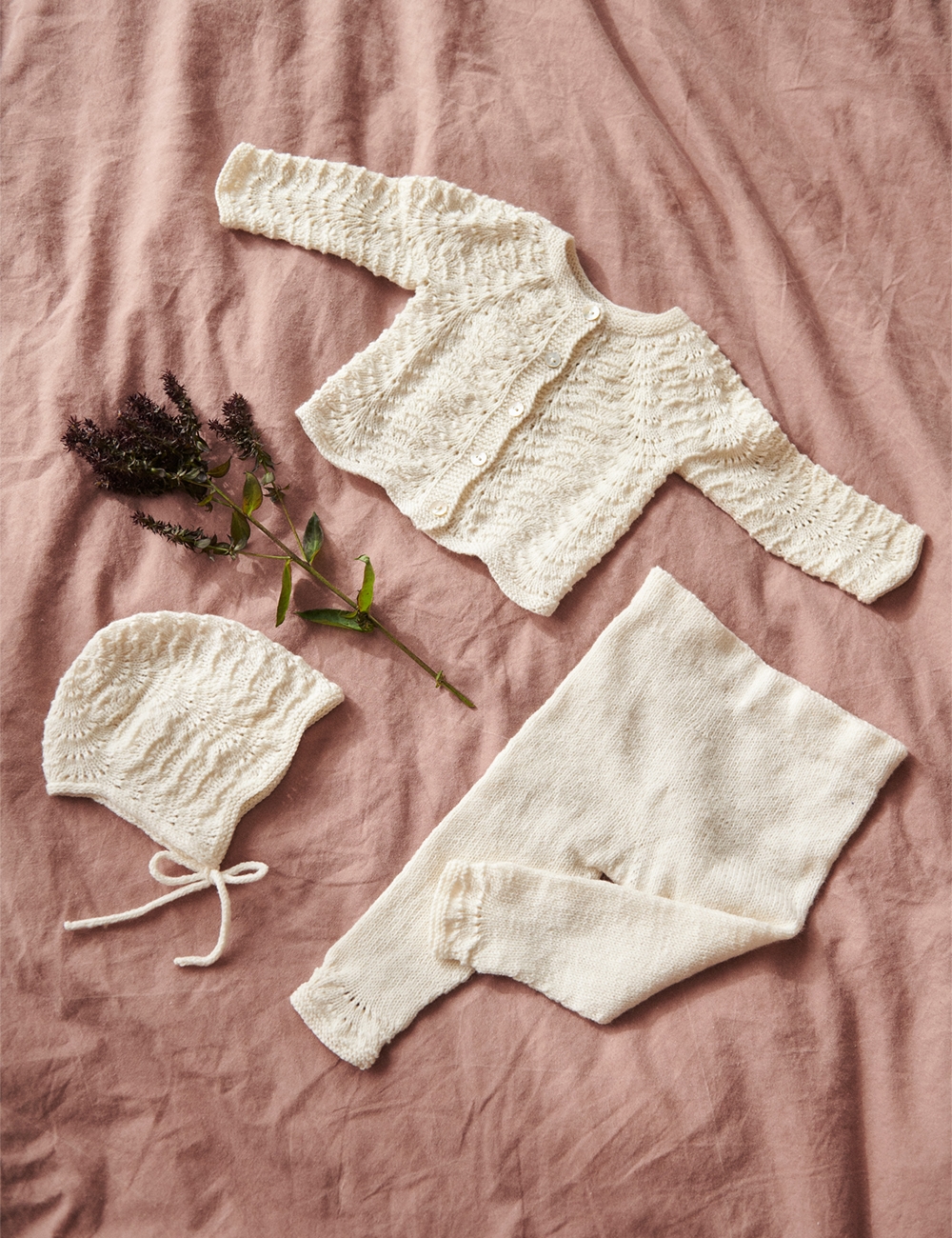 【新品】NKNIT pattern Small KNIT BROWN/BEIGE Cardigan No.24 | Easy knitting pattern – Daisy & Peace