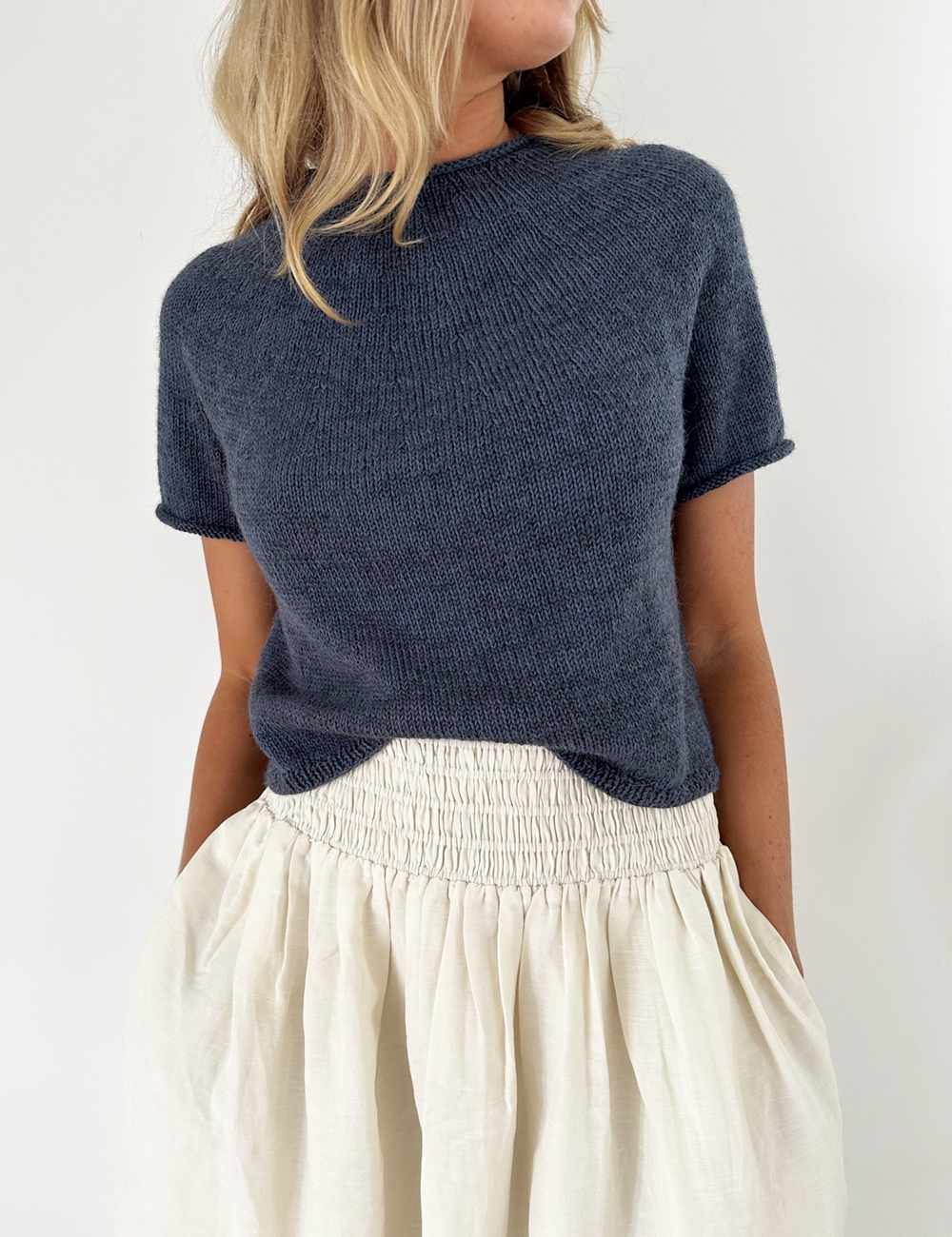 Plain Yoke Tee 22 strikkeoppskrift (norsk) - leknit