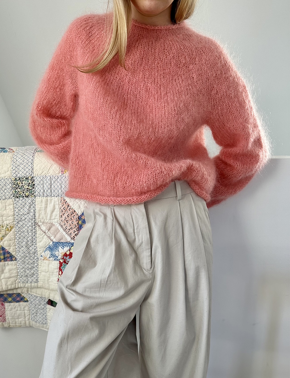 Plain Yoke Sweater (english)