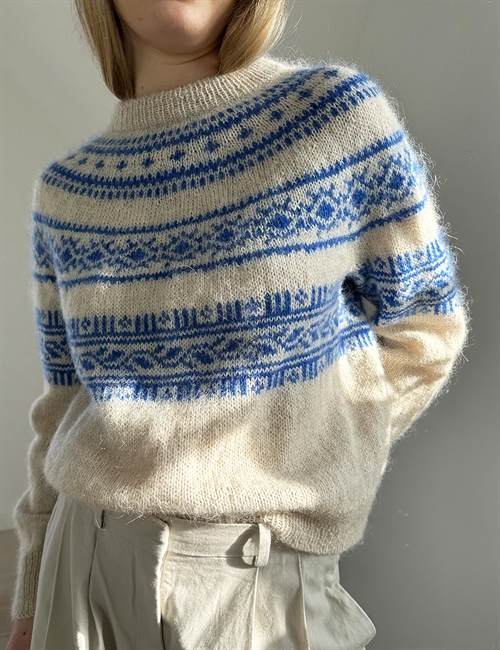 Porcelain Yoke Sweater (dansk)