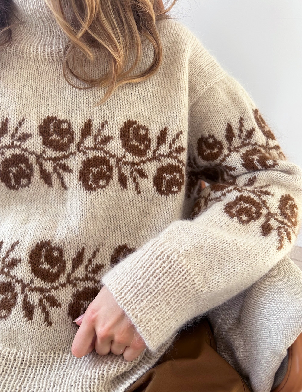 Rosie Sweater knitting pattern - english - leknit