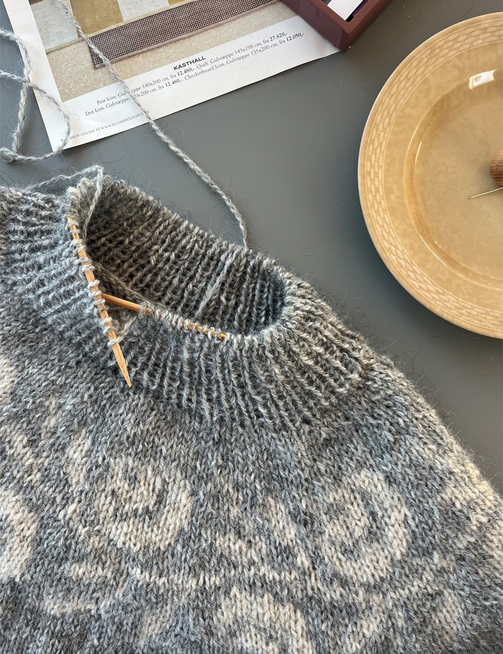 Rosie Yoke Sweater knitting pattern (english) - leknit
